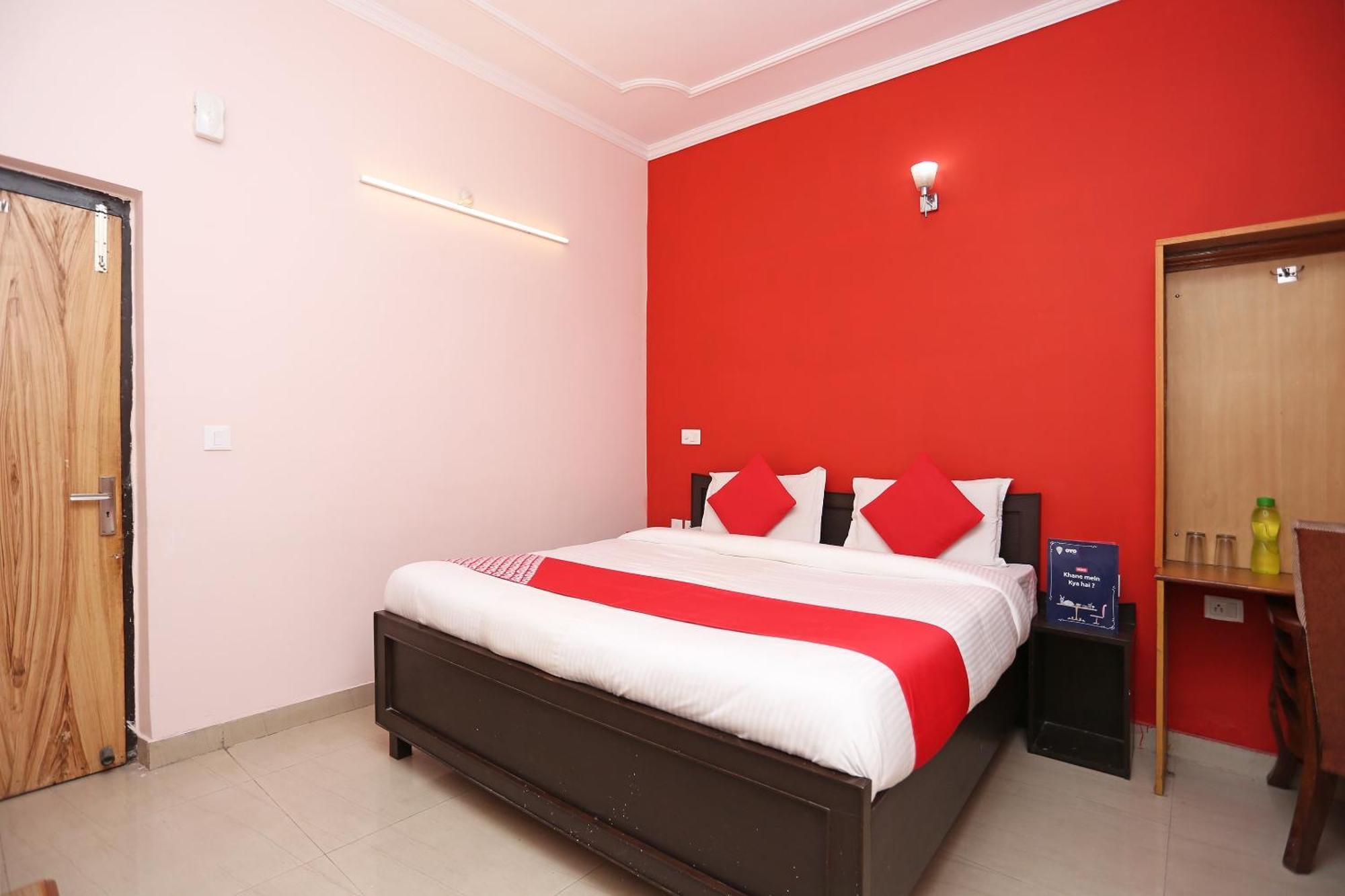 Hotel O Lime Wood Dehradun Esterno foto