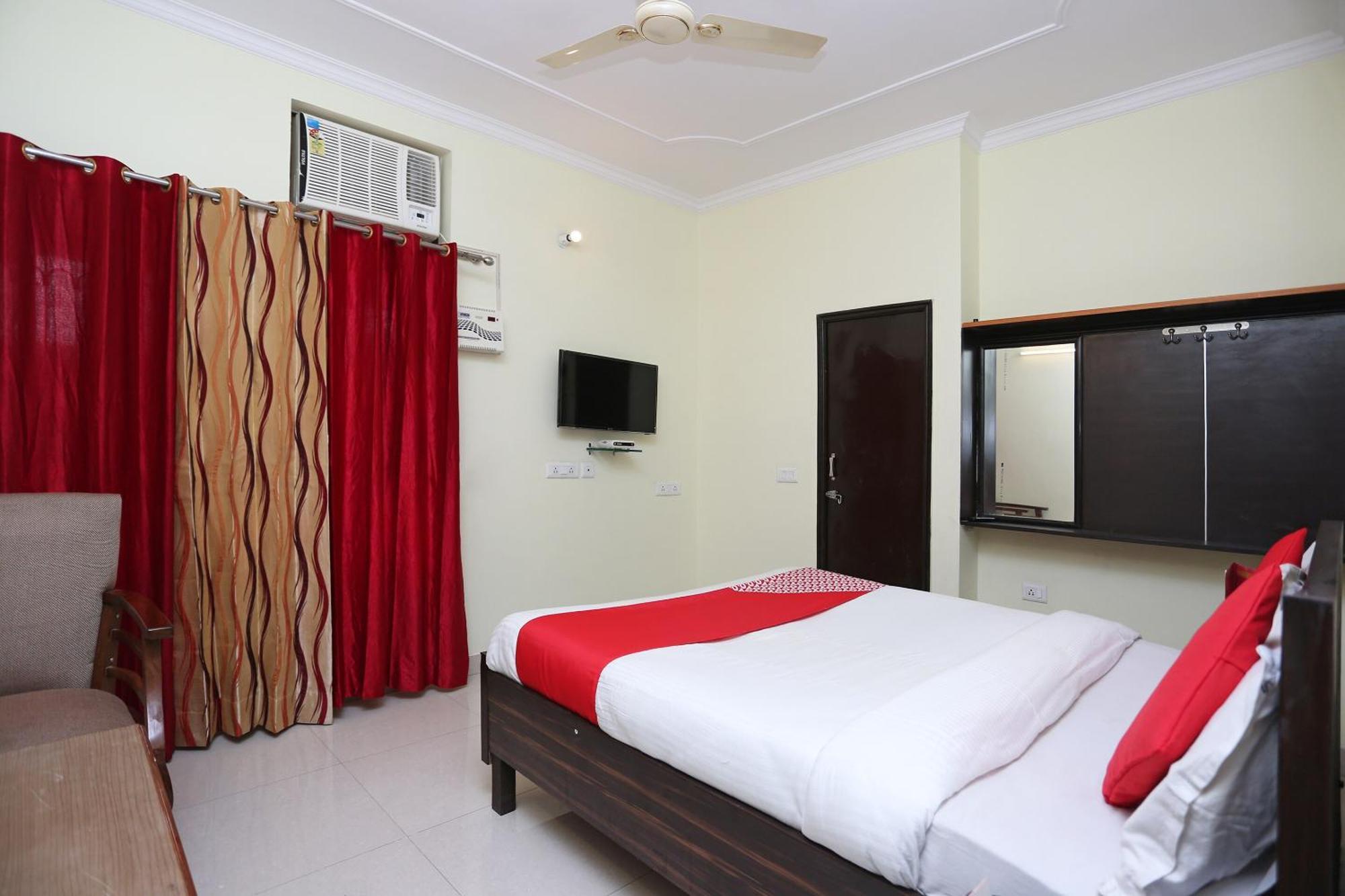 Hotel O Lime Wood Dehradun Esterno foto